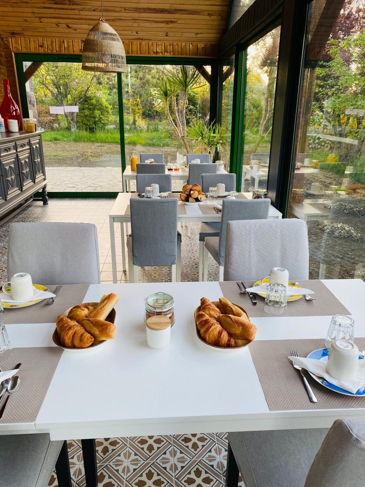 Bed and Breakfast Arc En Ciel Du Mont Pontorson Esterno foto